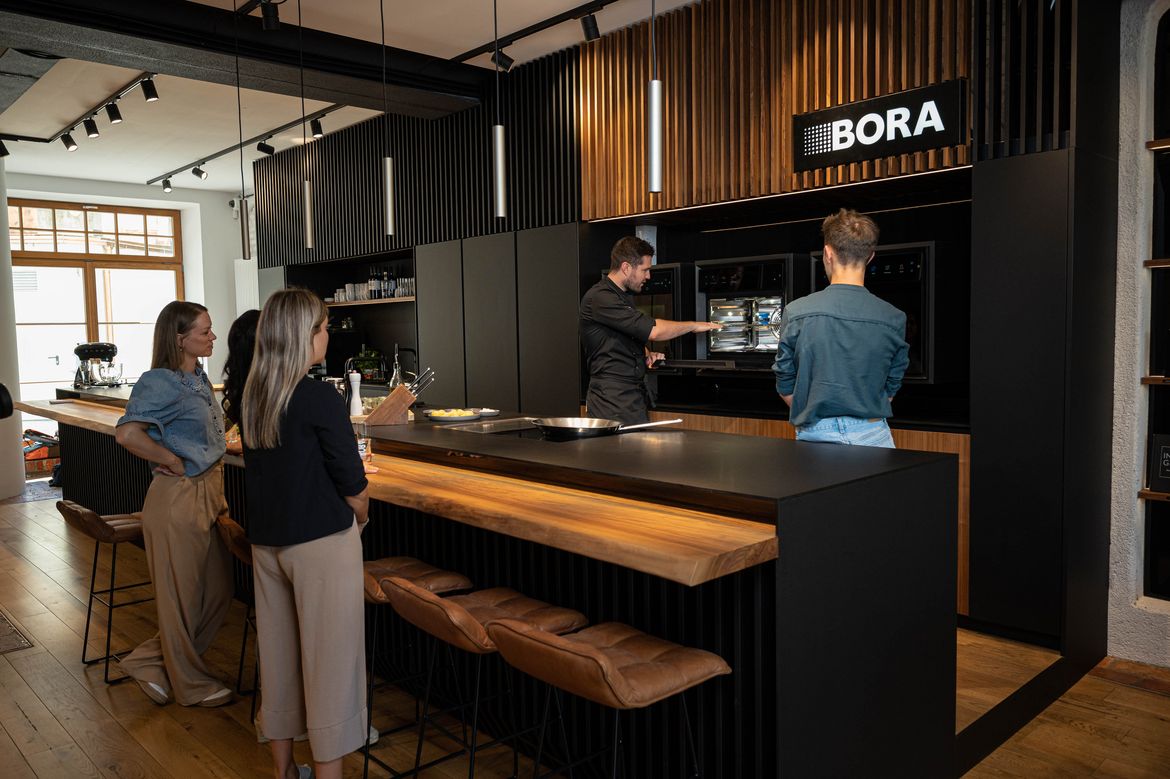 print_2022_bora_flagshipstoremuc_031_1_.jpg